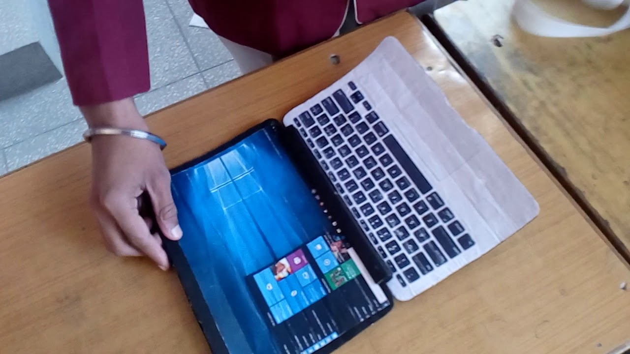 Roll top laptop for school exhibition