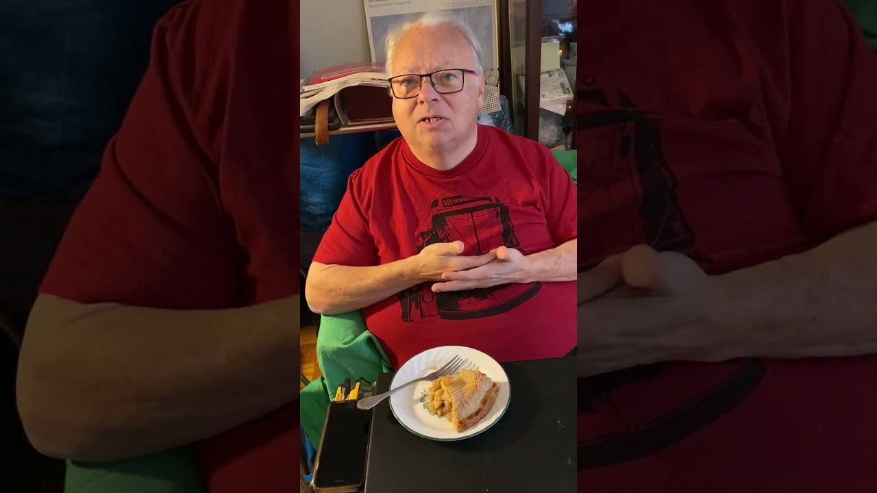 Pie Review - Homemade  McIntosh Apple Delicious 