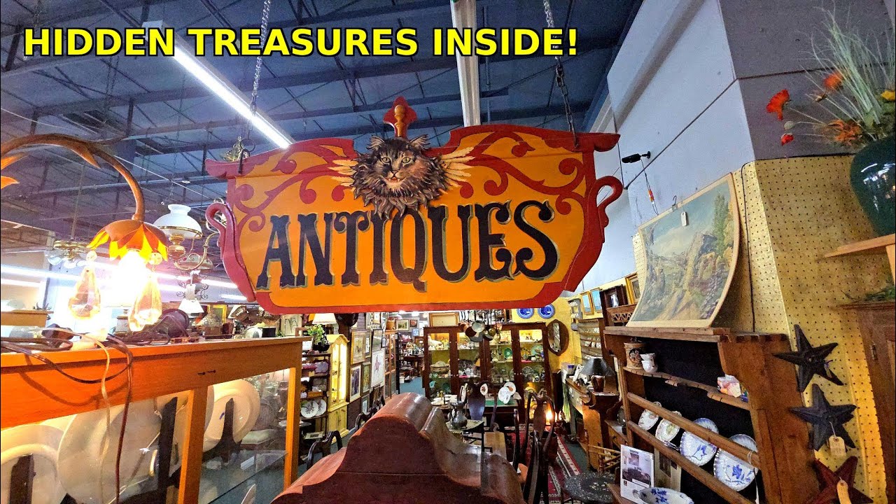 Exploring a Massive Antique Wonderland | Hidden Treasures & Vintage Finds!