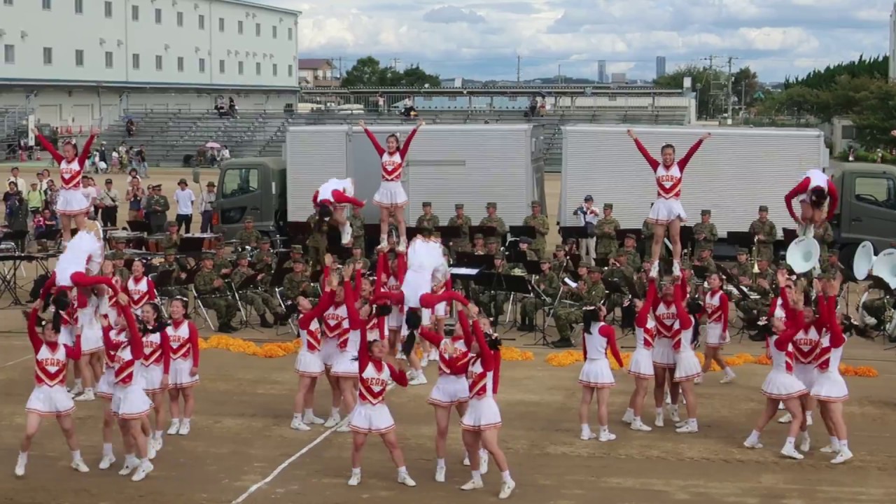 箕面自由学園チアリーダー部 GOLDEN BEARS チア演技