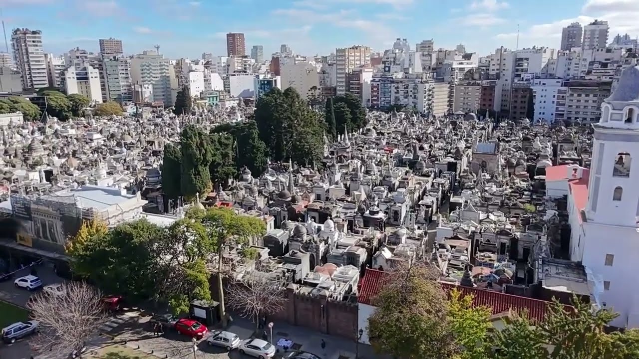 Cementerio de La Recoleta - Recoleta - Drone DJI Neo