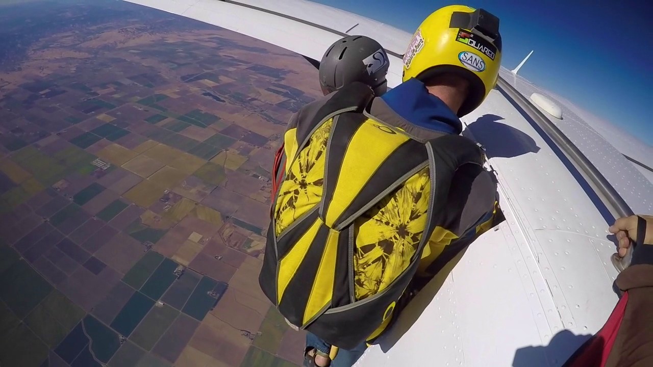 KIRSTEN'S AFF JOURNEY - SKYDANCE SKYDIVNG