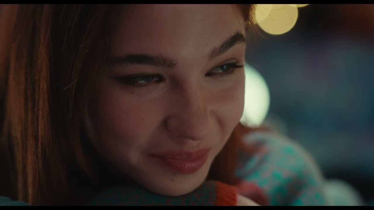 LA VITA DA GRANDI | Matilda De Angelis nel trailer del film di Greta Scarano | HOT CORN