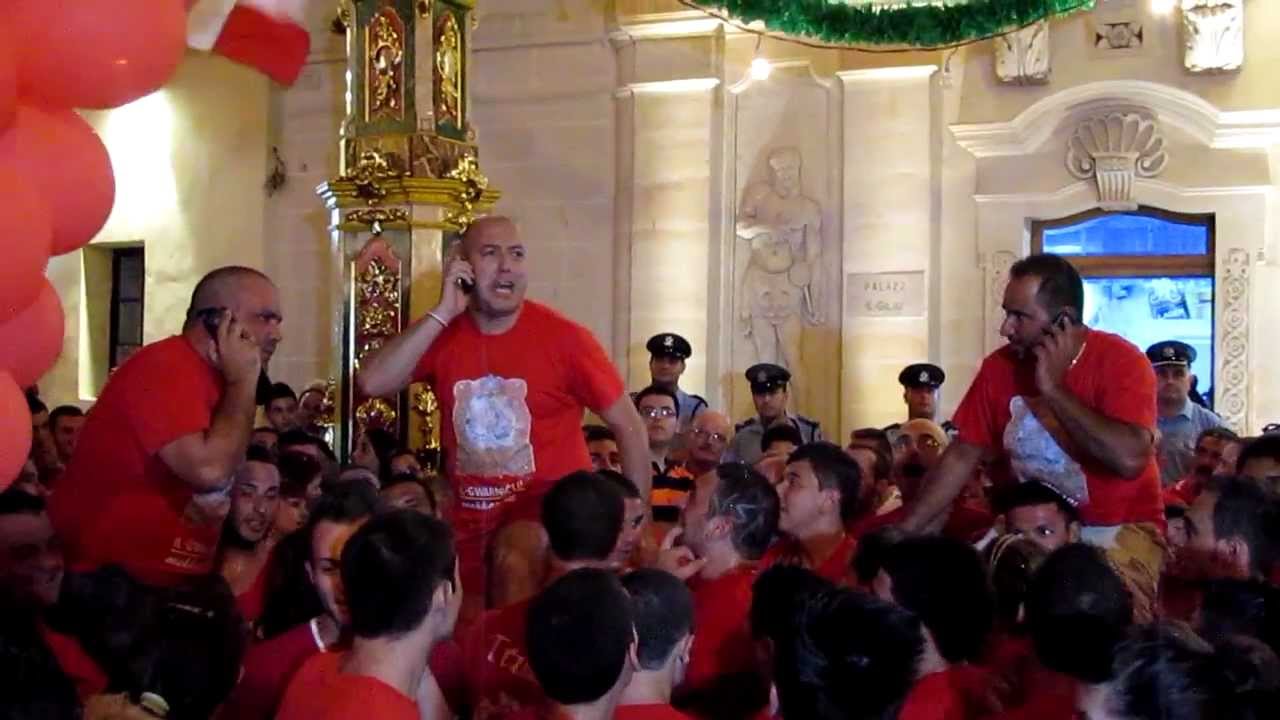 Taqbil fil marci - Santa Marija Mqabba 2012.