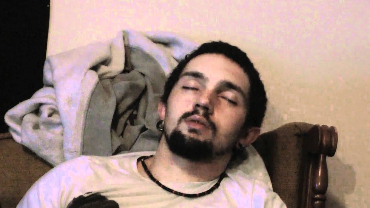 Bean is so sleepy !