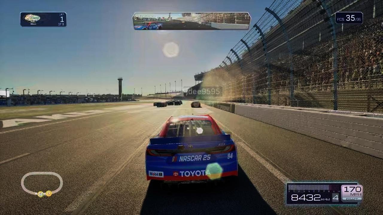 NASCAR 25_Multiplayer