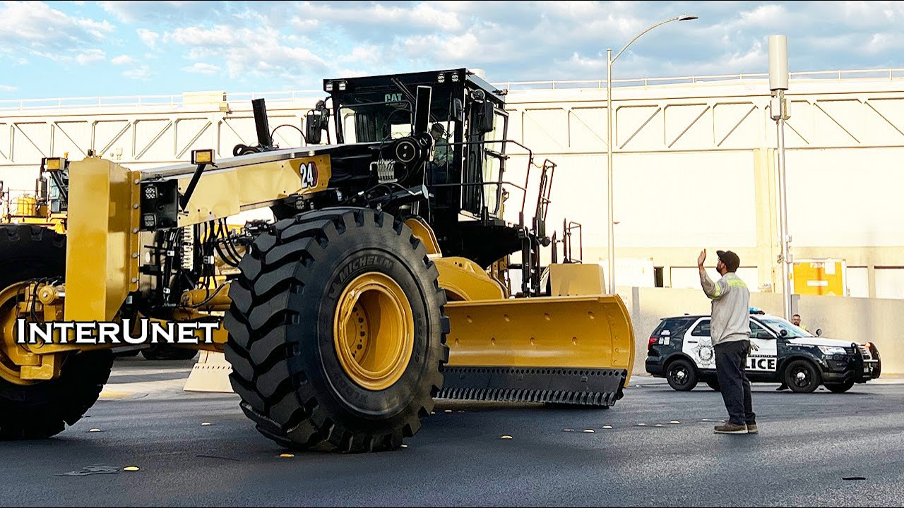 CAT 24 Largest Motor Grader
