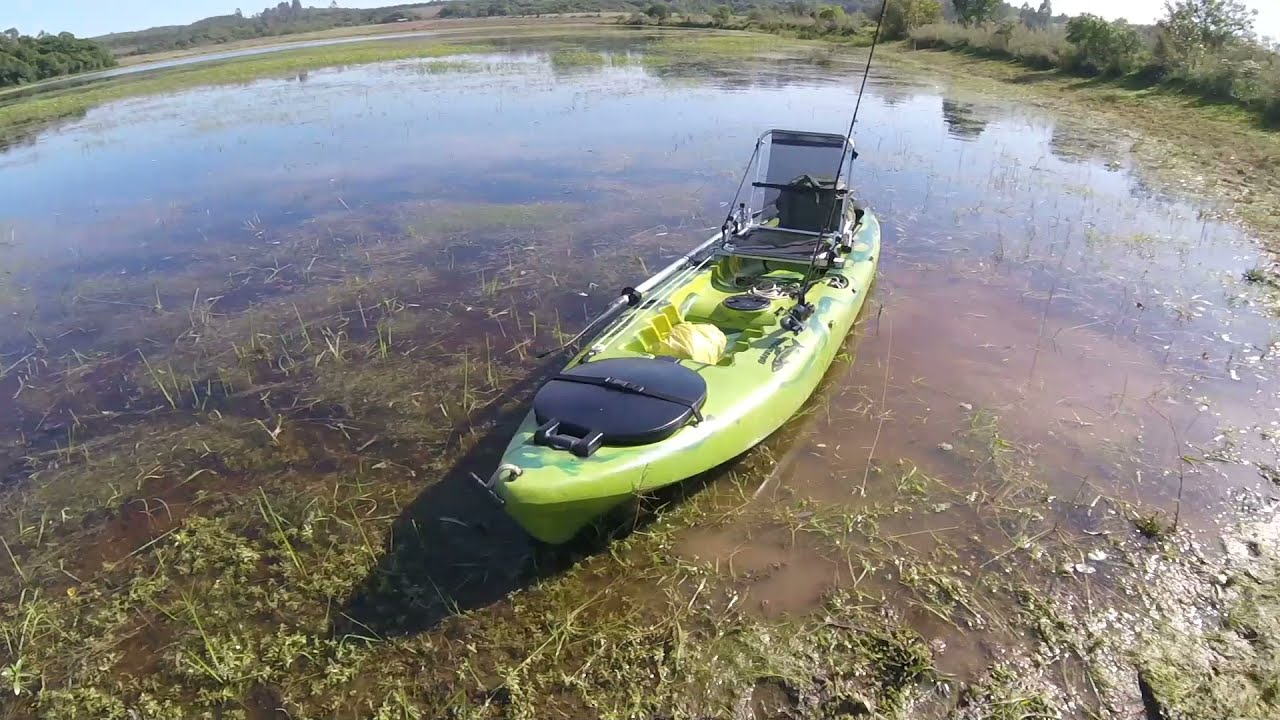 Caiaque Barracuda com cadeira modificada como ficou no uso e visual