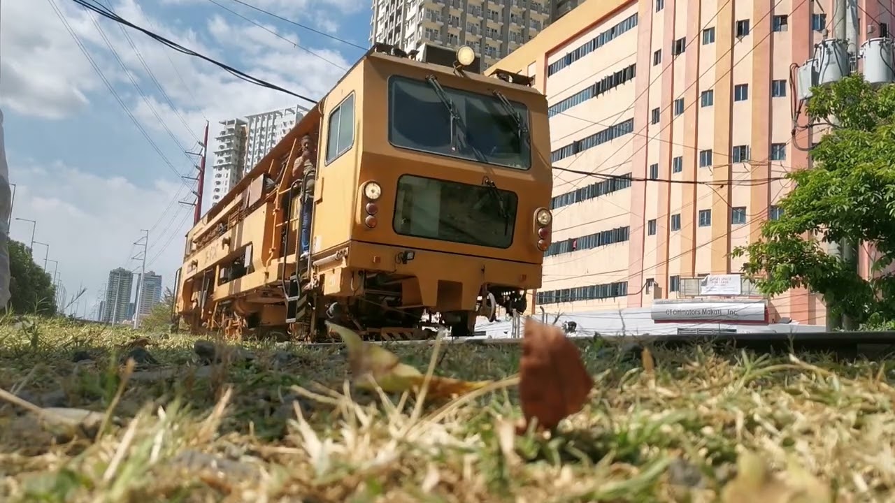 RARE!!! PNR Plasser & Theurer Ballast Tamping Machine at Pasay Road area (Part 1)