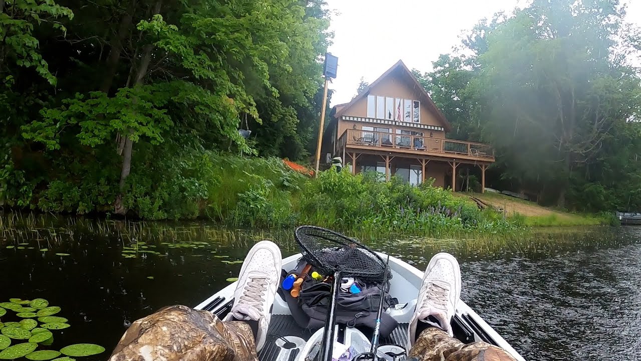 Heavy Rain... Broken Gear... Bass Tournament on Hermit Lake, NH (NHKF Event #4, 2023)