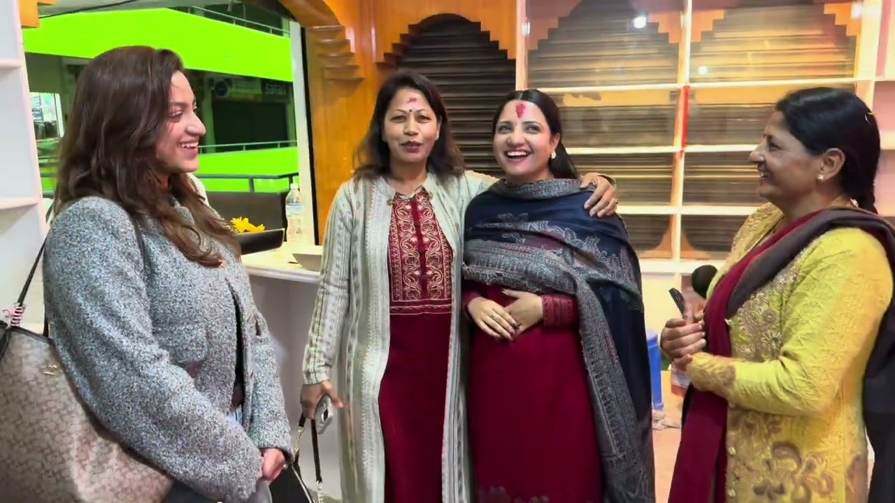 Opening smriti’s boutique and enter Rita’s house