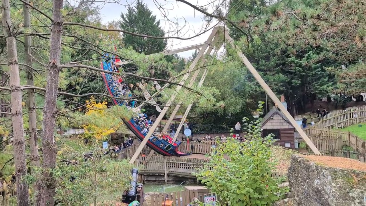 Blue Barnacle Ride At Chessington World Of Adventure