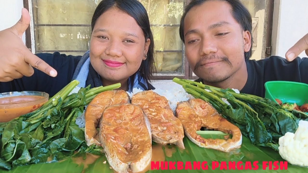  Eating delicious big big piece pangas fish curry with king chilli achar