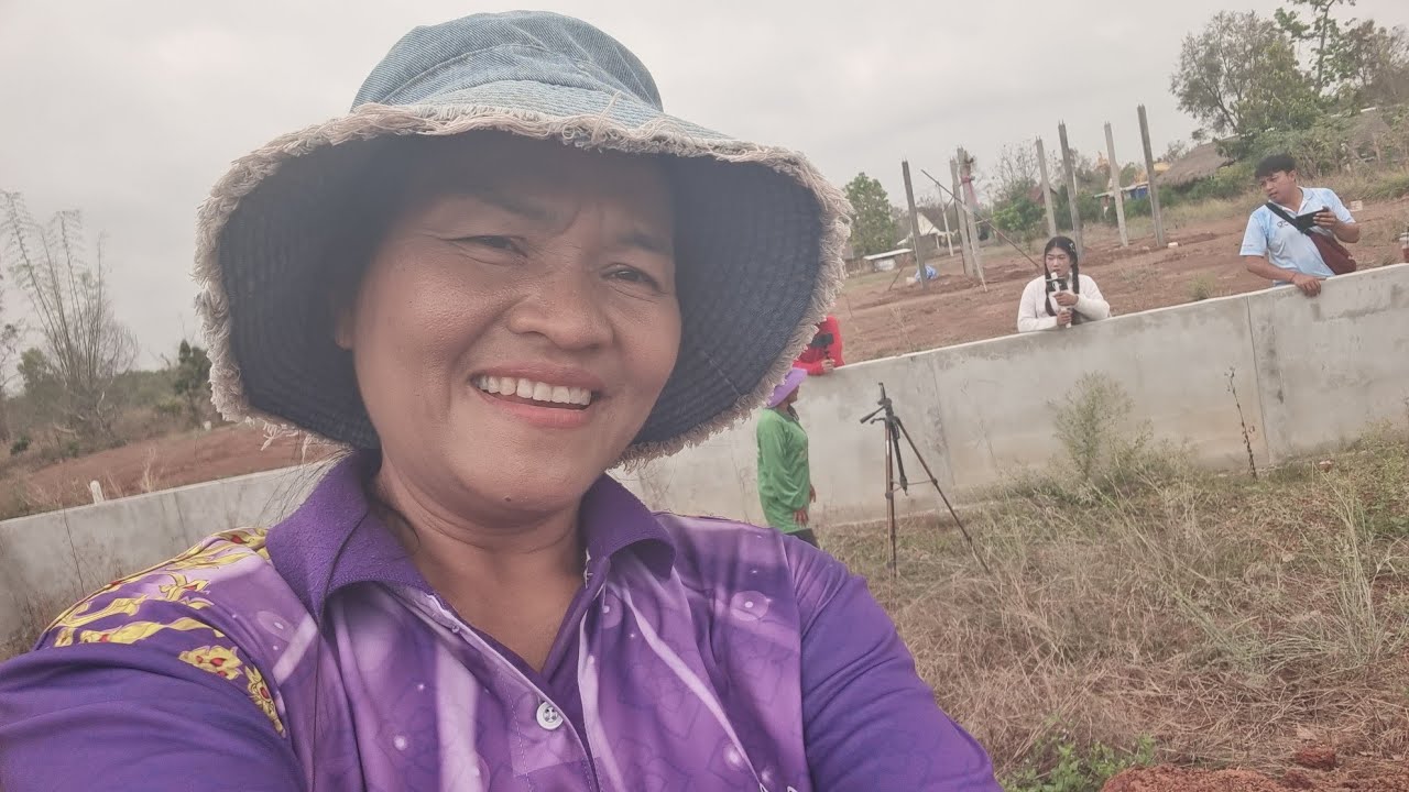 ข่าวดี!วันเกิดใคร?ใครมาวังปู่เกิดอะไรขึ้นขาเดินแบบนั้น,ลุงเสือป้าสาขุดหลุมทำอะไรเยอะขนาดนี้?บ้านใคร?