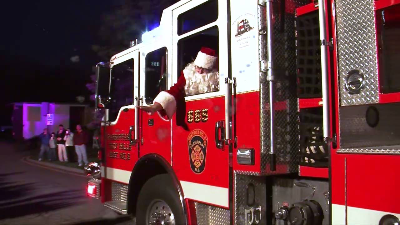 Santa's Arrival and Christmas Tree Lighting 2015