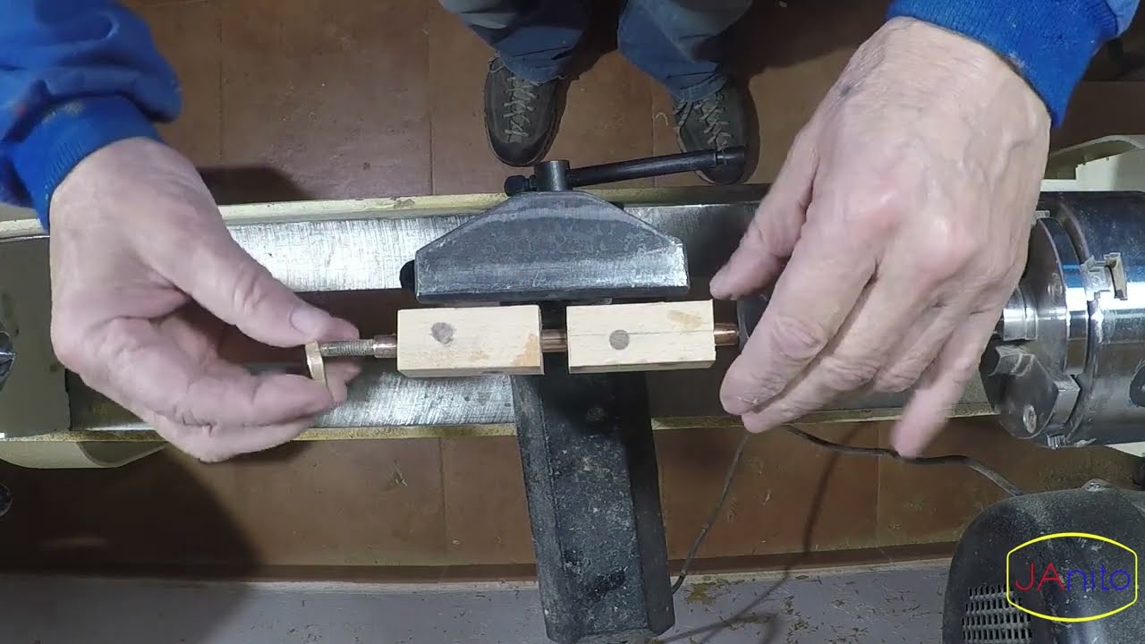 TRABAJO DE TORNO BOLIGRAFO DE MADERA