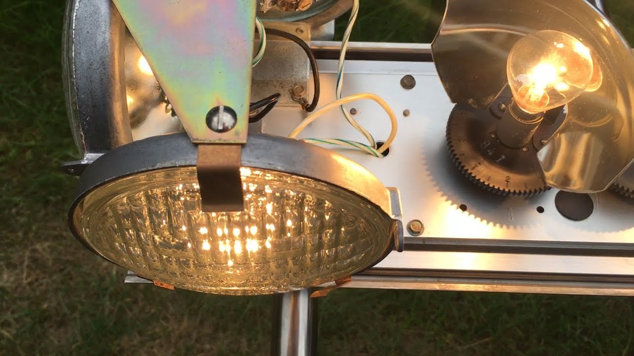 Federal Signal AeroDynic 24 EA lightbar 1978