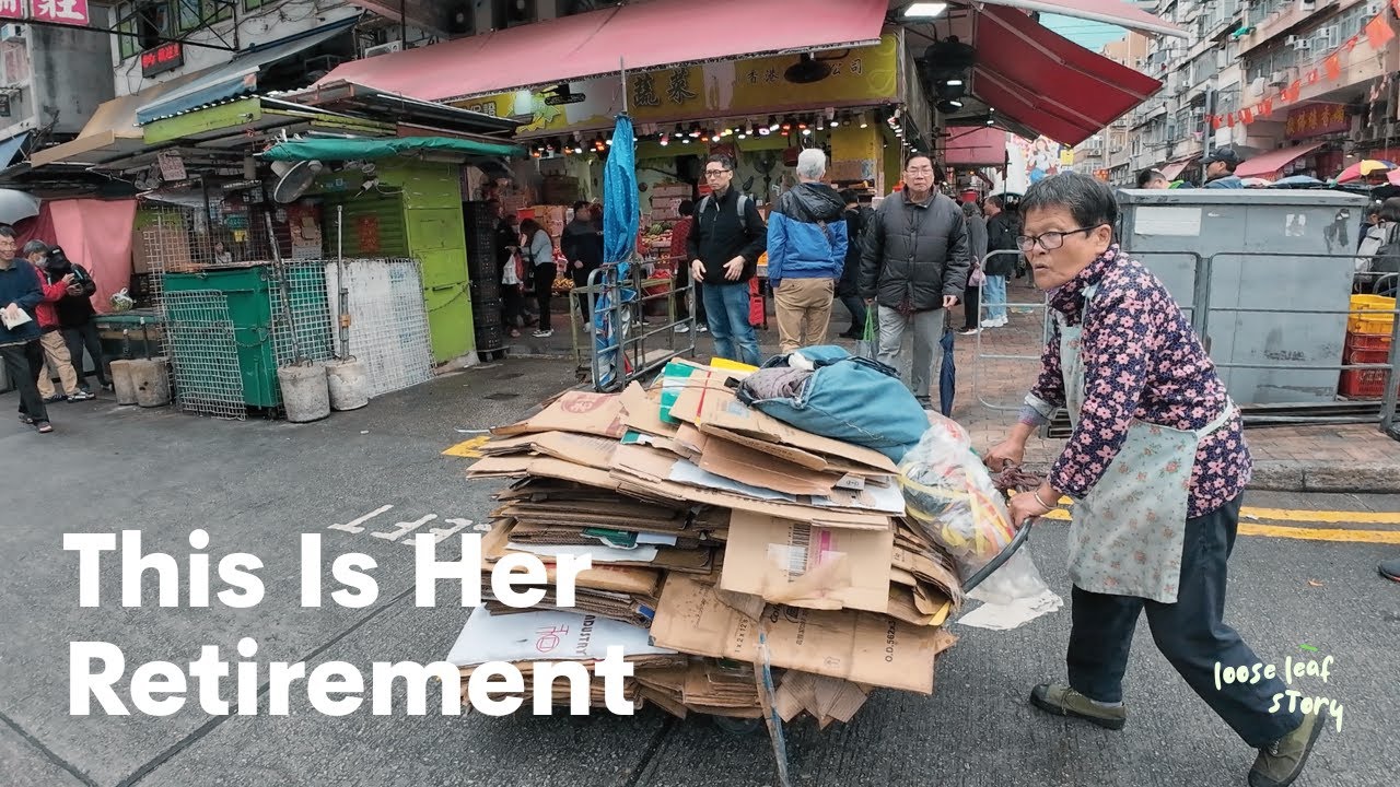 I Followed an Elderly Recycler in Hong Kong for a Day