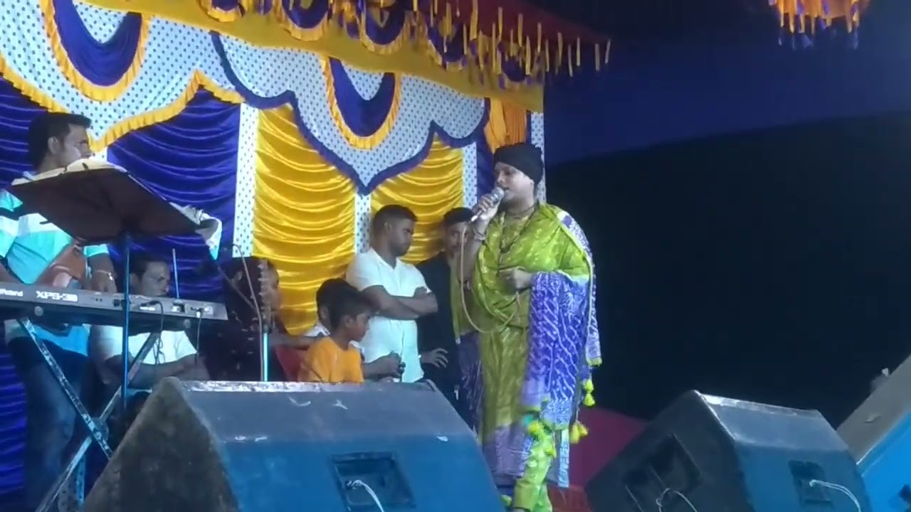 যে রুপ লইয়া বড়াই কর রে বেইমান। শিল্পী লিমা পাগলী। চমৎকার পরিবেশনা ছিল। চ্যানেলটি সাবস্ক্রাইব করুন 