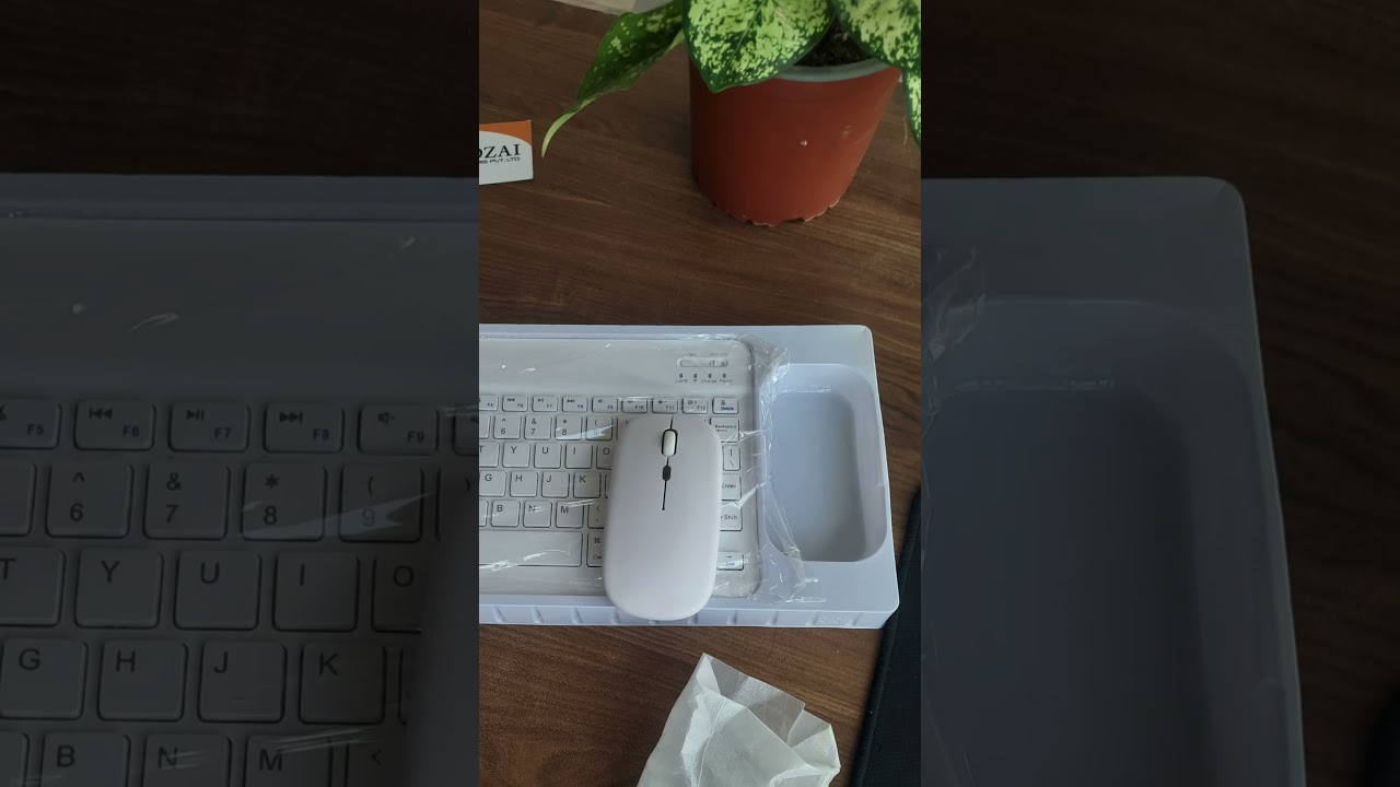 Ultra Slim Rechargeable Wireless Bluetooth Keyboard And Mouse Combo #gadgets #keyboardmouse #fyp