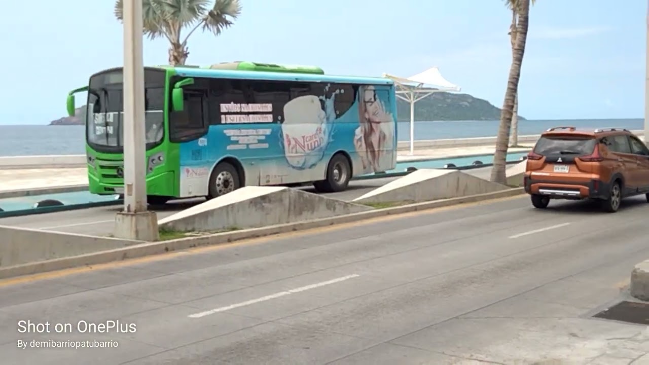 mazatl&aacute;n su malec&oacute;n y su #cultura #ambiente de #puerto  d #barrio d #turismo #restaurant #gente #mex