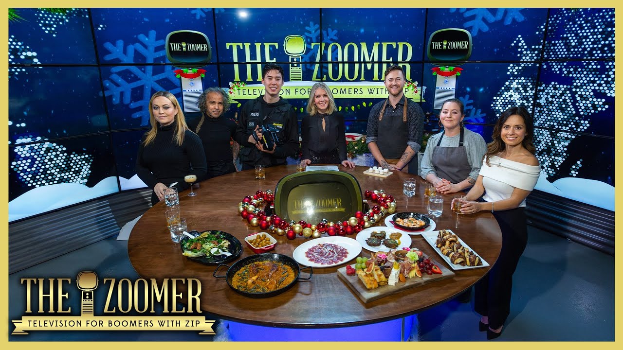 theZoomer: A Very Merry Holiday Spread