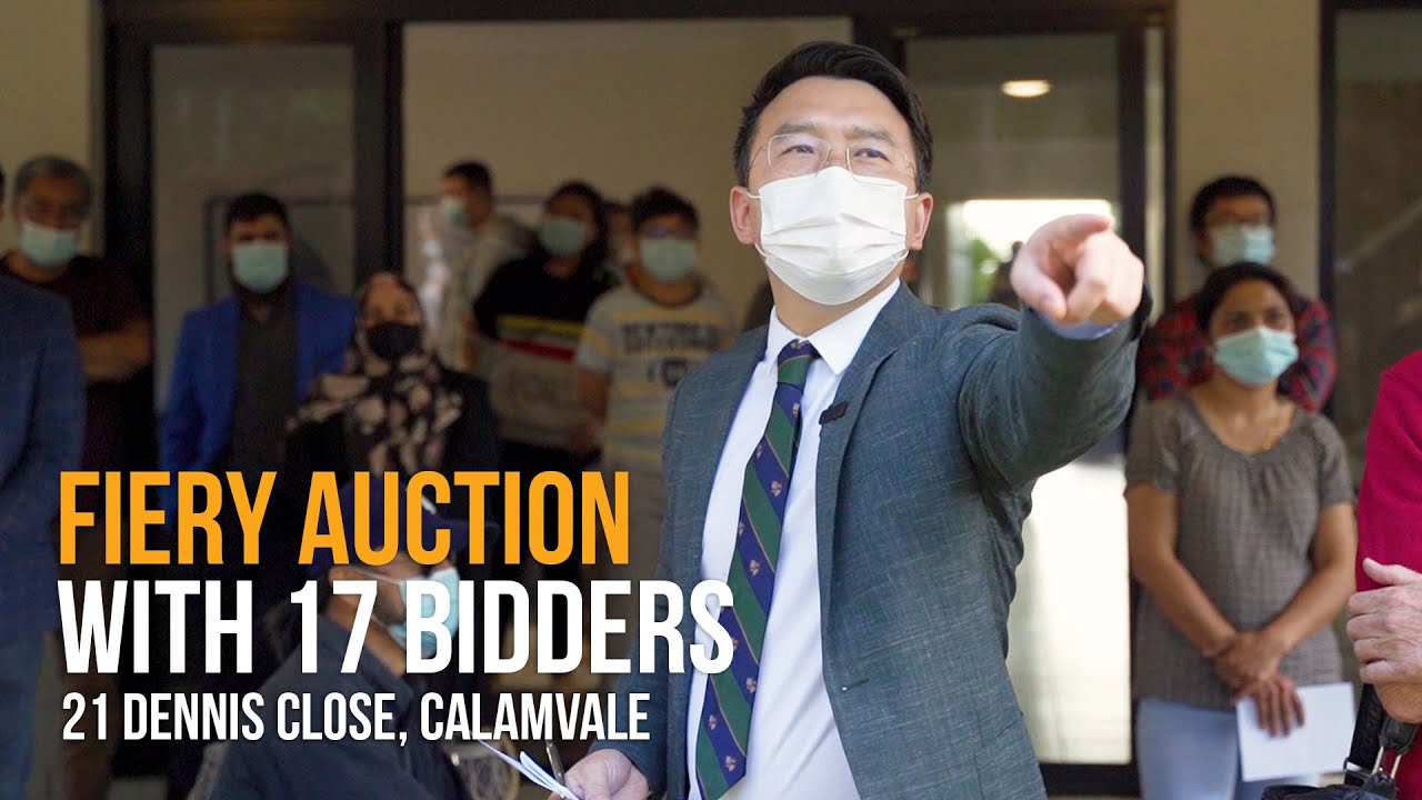FIERY AUCTION with 17 REGISTERED BIDDERS | 21 Dennis Close, Calamvale