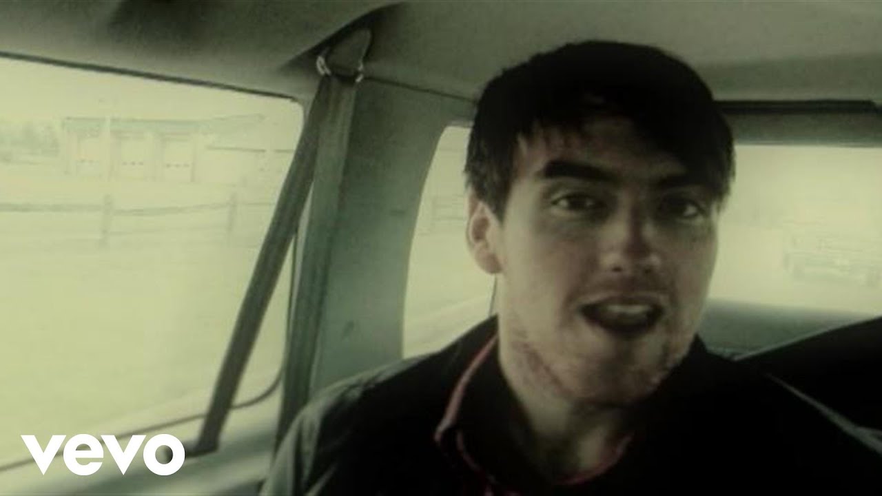 Valencia - Carry On (Official Video)