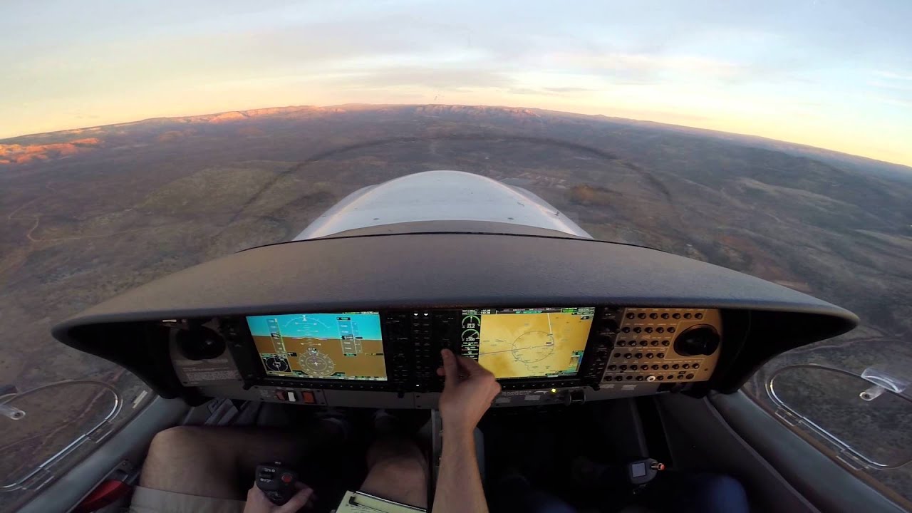 Approach and landing into Sedona (KSEZ), Arizona :D