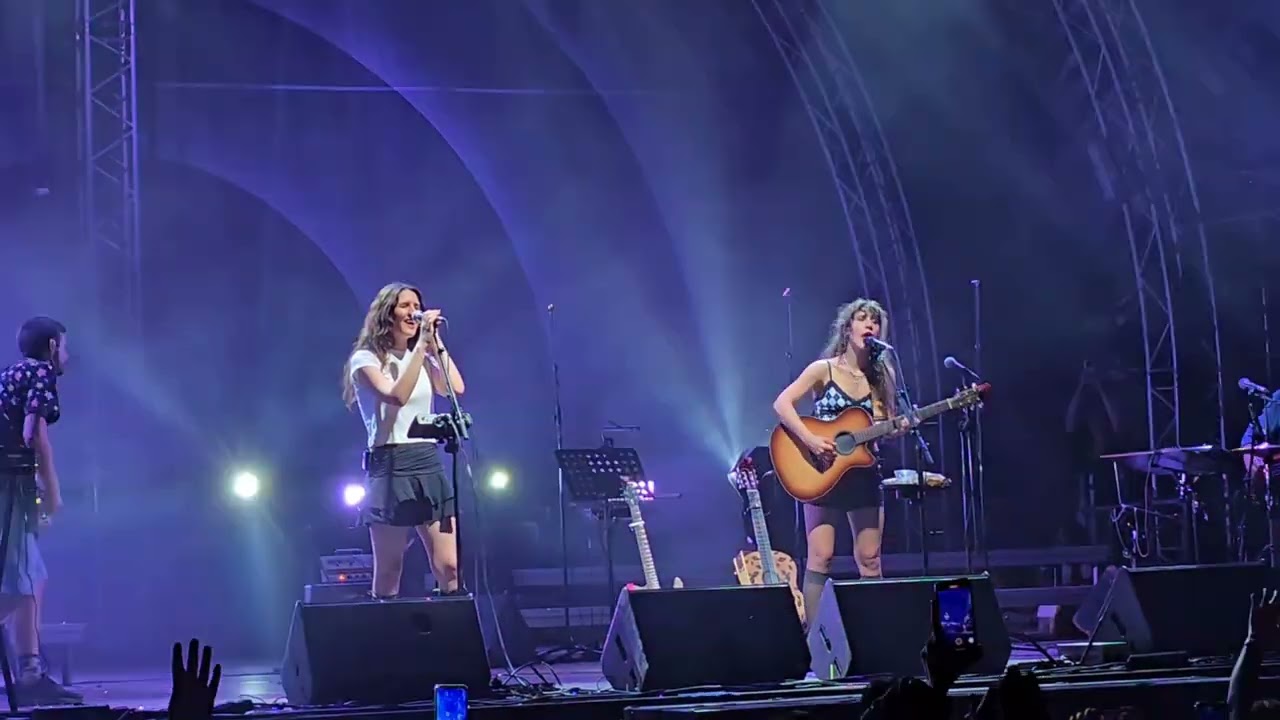 Το τραγούδι του Βαγγέλη - Σκιαδαρέσες  live Τεχνόπολις