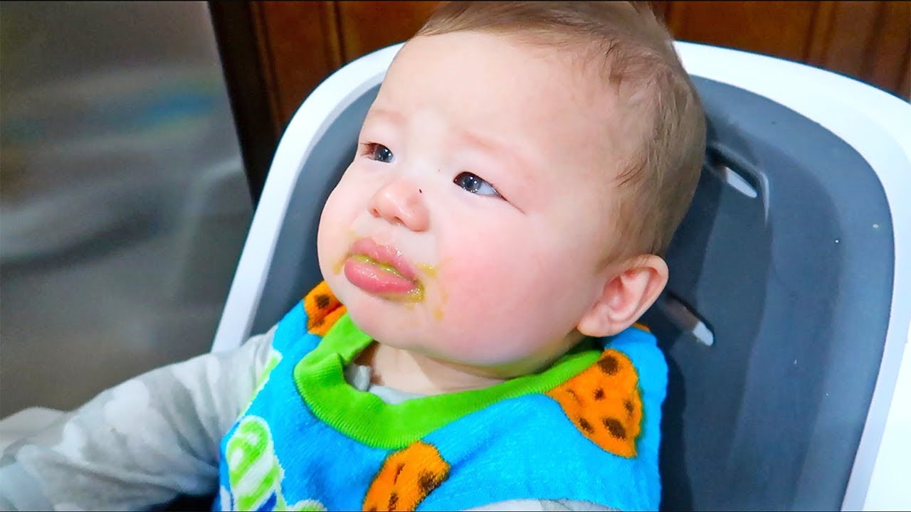 Baby's Reaction First Time Eating Baby Food