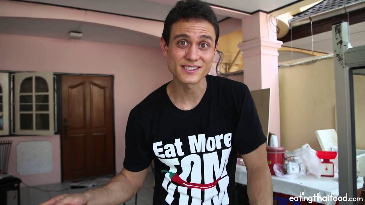 The Ultimate Thai Chicken Rice Recipe (วิธีทำข้าวมันไก่) & Street Food Documentary
