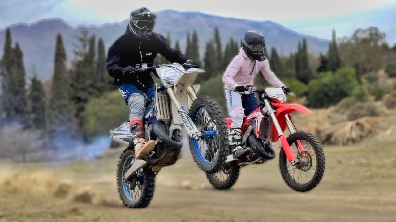 Yamaha YZ125 VS Honda CR125!!! Enduro ⛰️