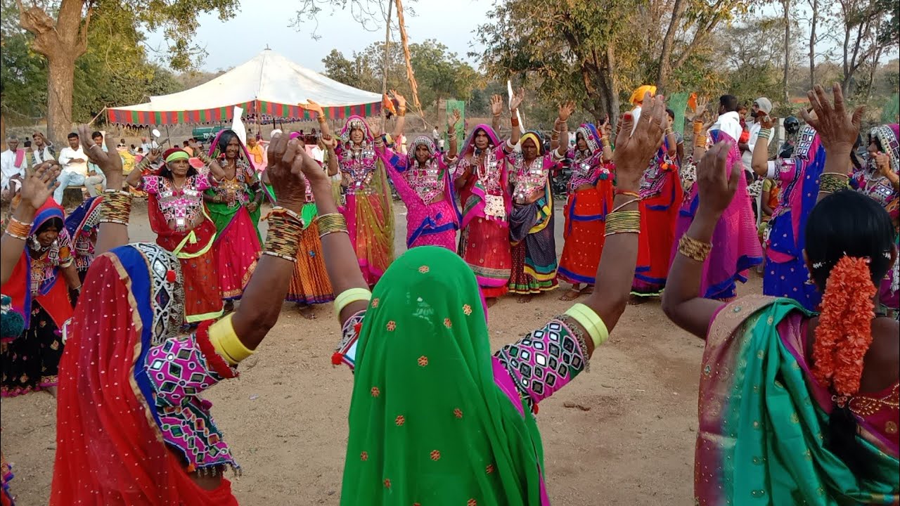 Banjara Culture Bai Lok Dance HD Video || Sevalaeri Bol Lali Garadi Vadacha Song || 7tv Gor Banjara