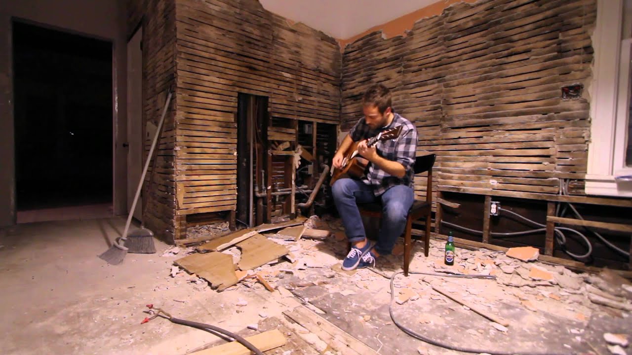 Owen - Everyone's Asleep in the House but Me [OFFICIAL LIVE VIDEO]