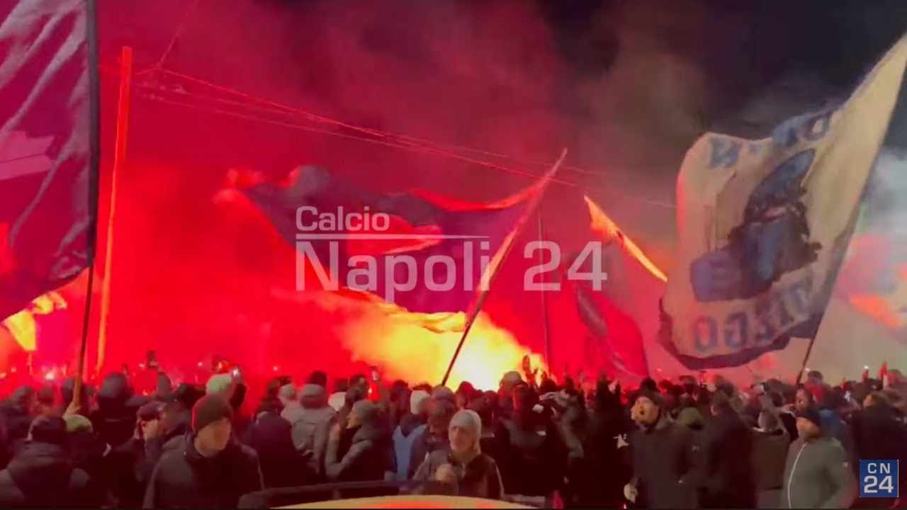 Atalanta Napoli 2-3 💥 Tifosi a Capodichino aspettano l'arrivo della squadra 🛩️💙