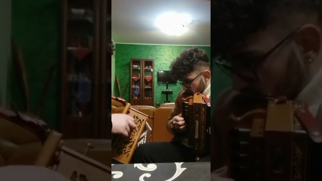 a un passo dalla luna