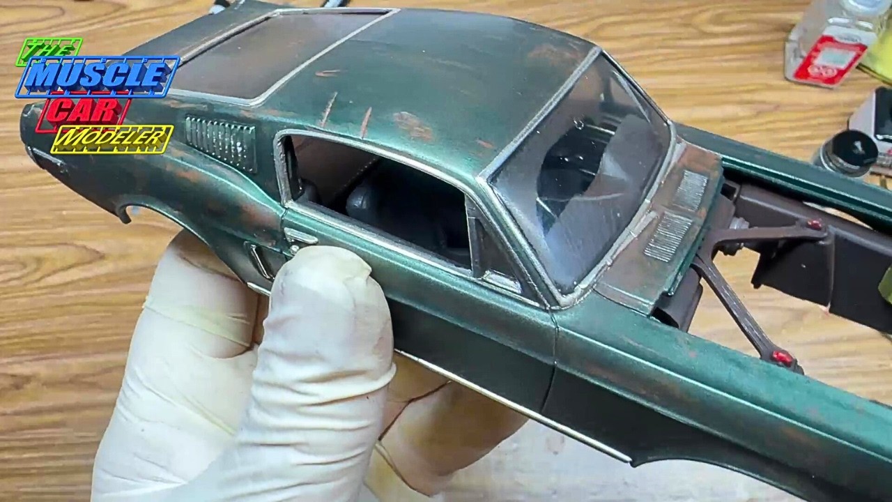 Обновленная модель Revell Ford Mustang GT Bullitt 1968 года, версия в отличном состоянии почти го...
