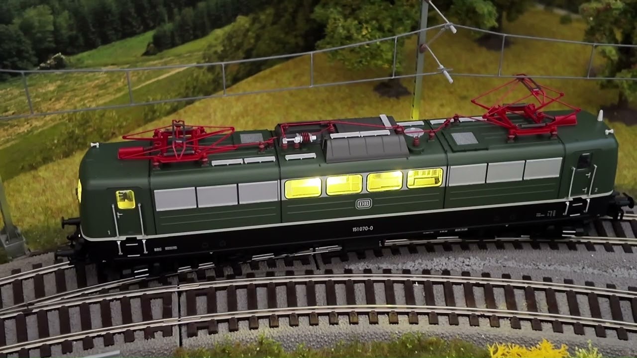 ESU 31035 BR 151