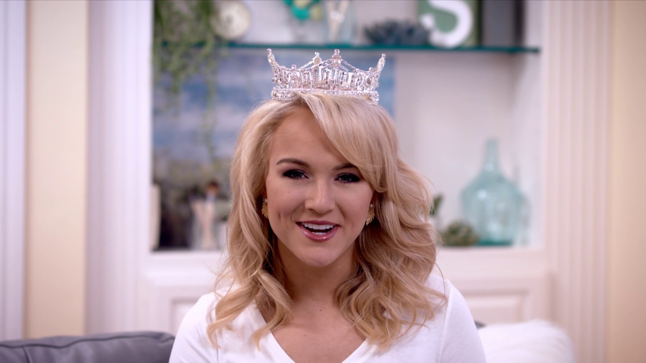 Mask Removing Sponge Tutorial with Miss America | EcoTools