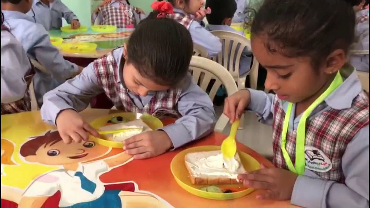 مدرسة إشراقة الأجيال الخاصة تحتفي بطلابها في إنطلاق العام الدراسي الجديد