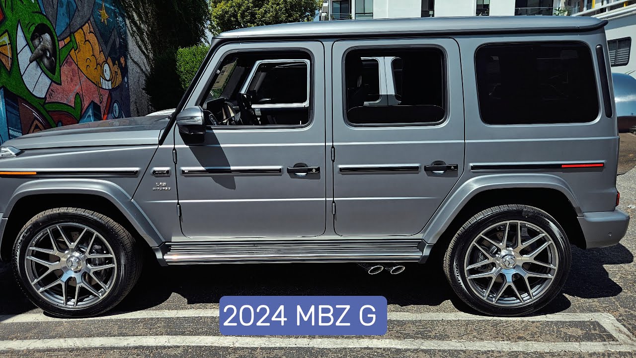 2024 MBZ G Wagon. Customizing Your G-Wagon Interior with Exquisite Leather.