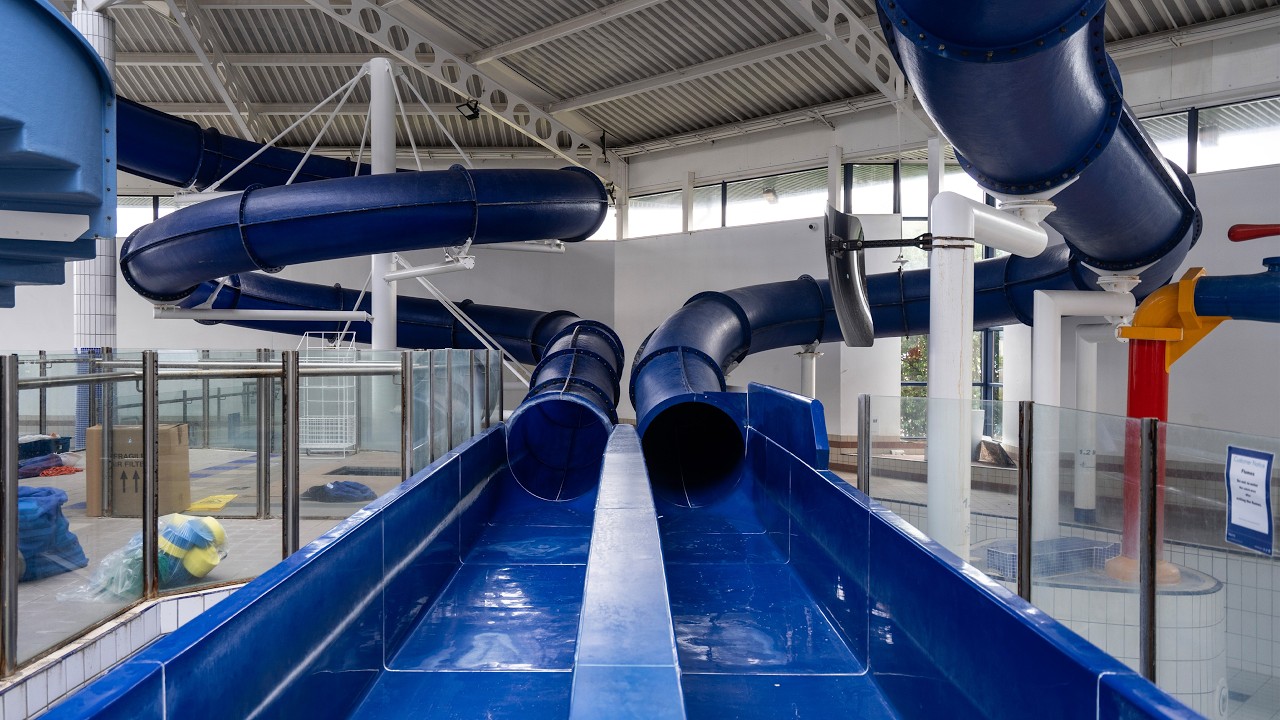 Inside the UK's Abandoned Indoor Waterparks: Leisure Centres Destroyed