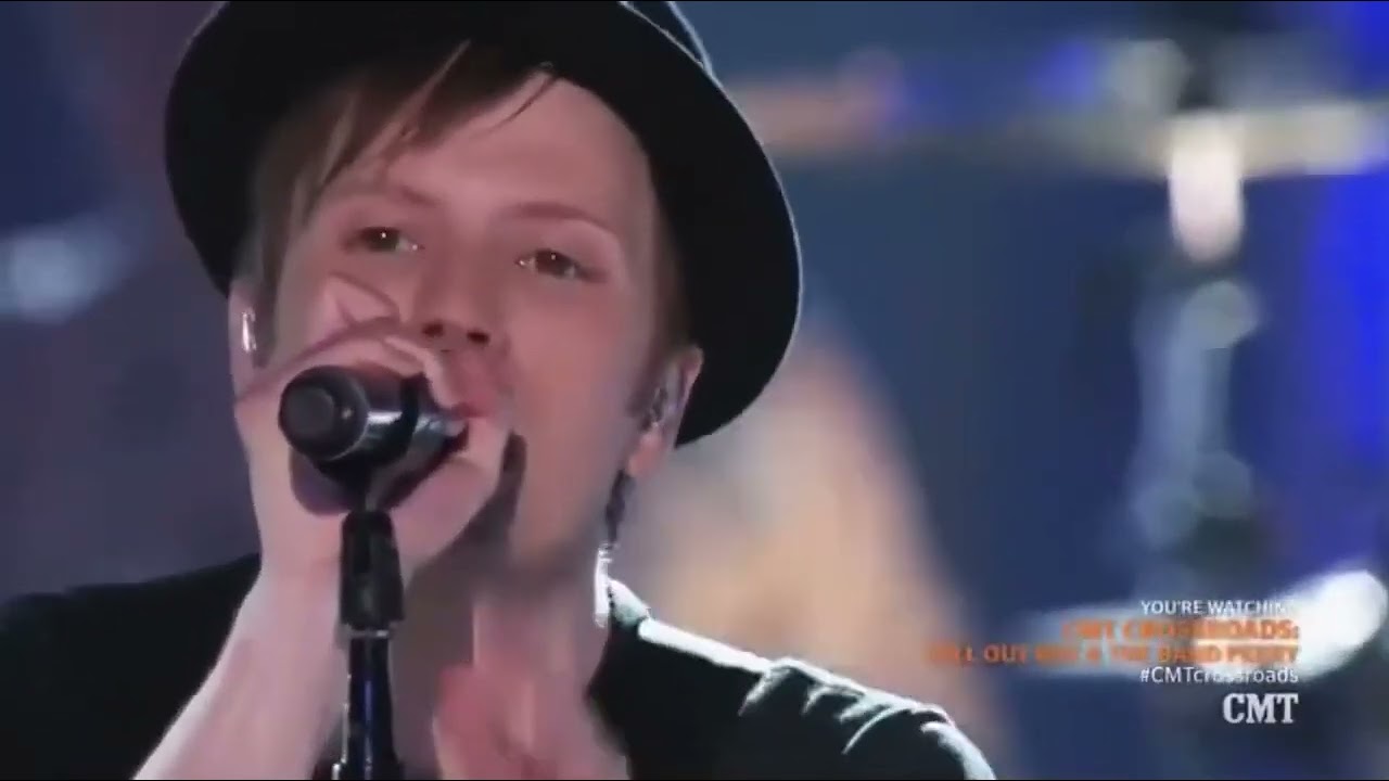 Fall Out Boy ft. The Band Perry -My Songs Know What You Did in the Dark(Light Em Up) CMT Crossroads