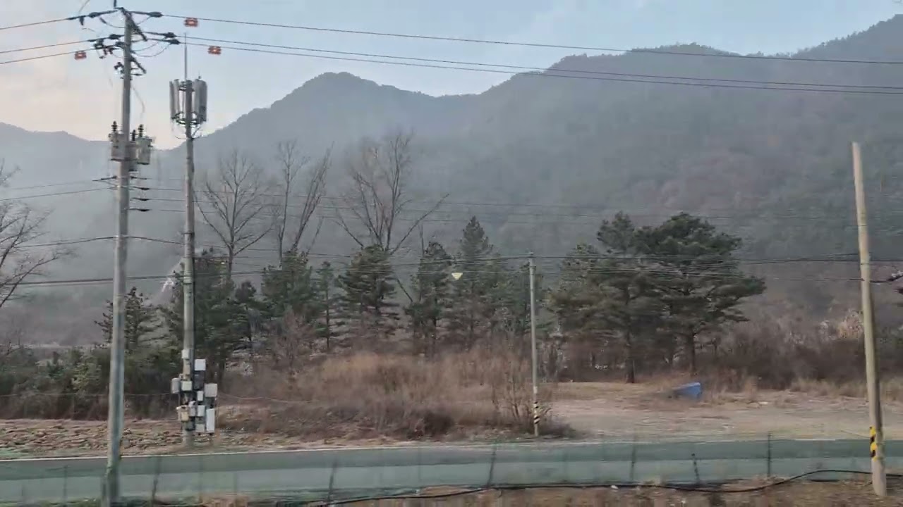 동규의 여행과 생활 DongGu's travel and life 茼圭的旅游和生活。기차 여행. Train Travel. 