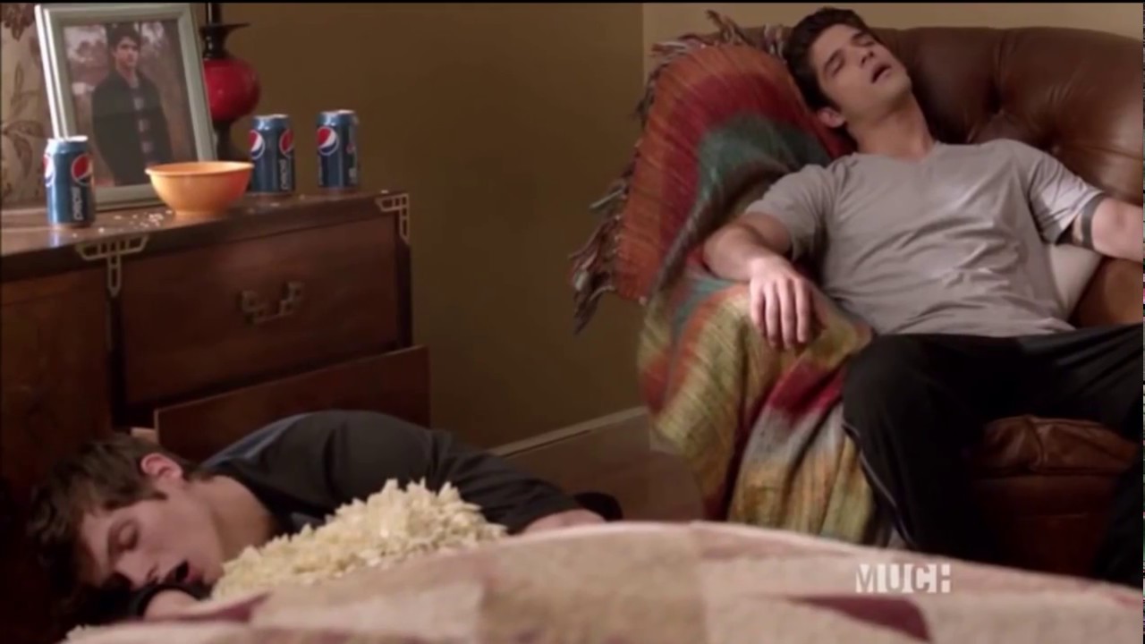 Teen Wolf Scott And Isaac Watching Melissa McCall
