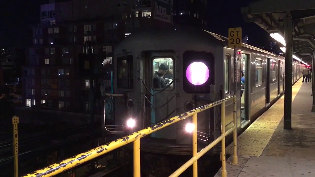 MTA New York City Subway: R62A 7 trains