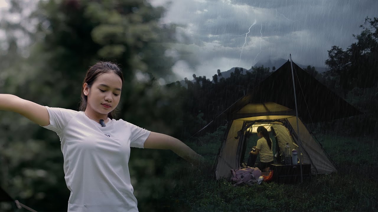 SOLO CAMP SEMALAMAN TERJEBAK HUJAN DERAS DAN PETIR⚡️⛈️