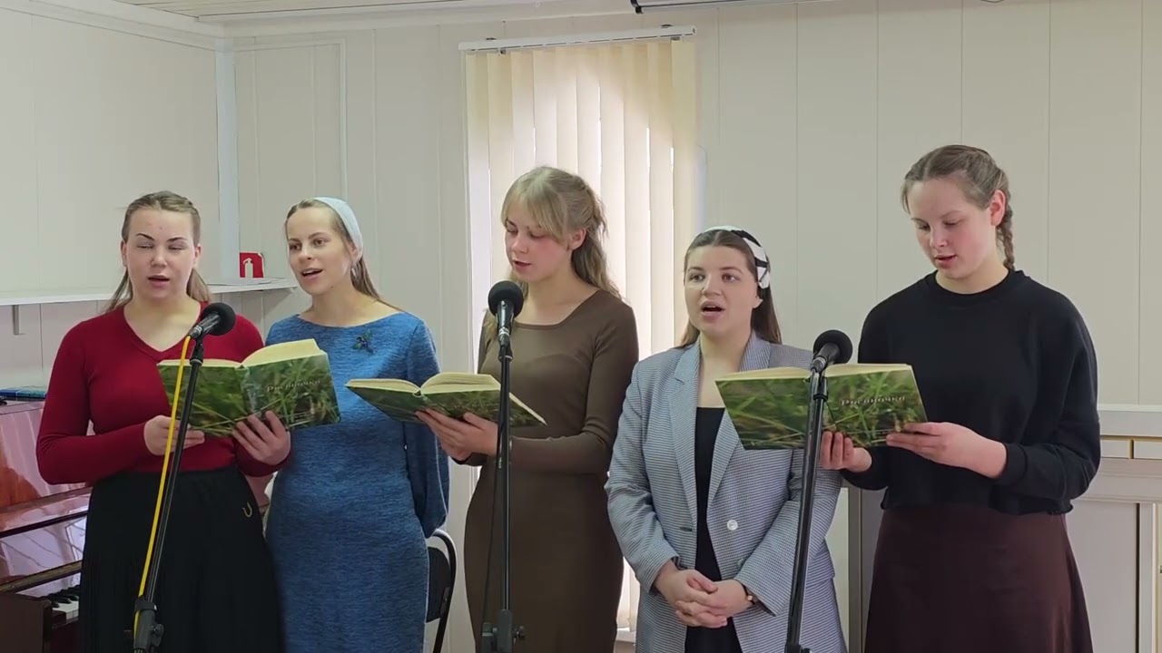 КАЖДУЮ МИНУТУ НАШЕЙ ЖИЗНИ / группа сестер