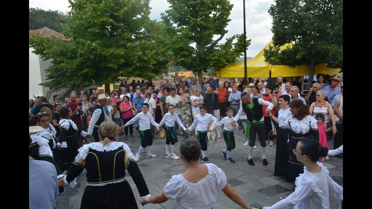 Il Cirio in Corteo con musica e balli